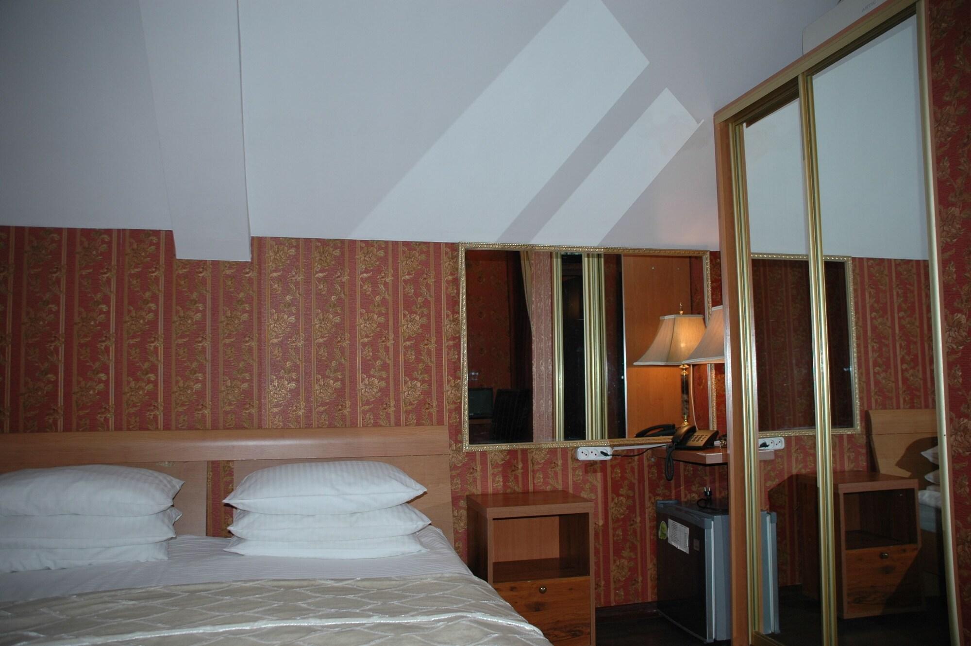 Bella Donna Hotel Chişinǎu Buitenkant foto