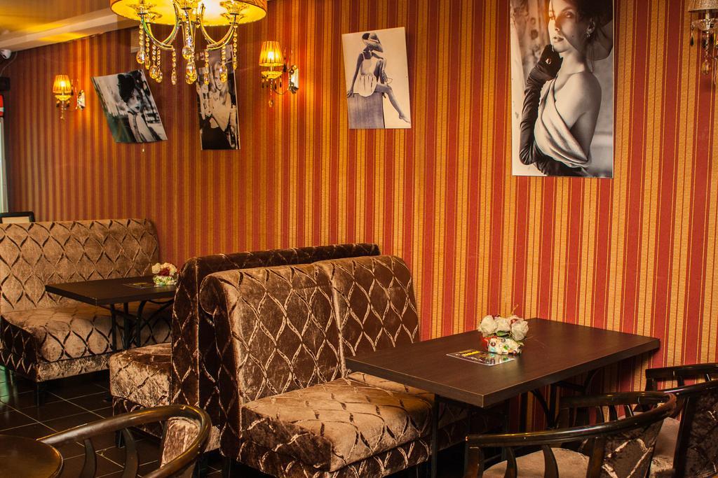 Bella Donna Hotel Chişinǎu Buitenkant foto