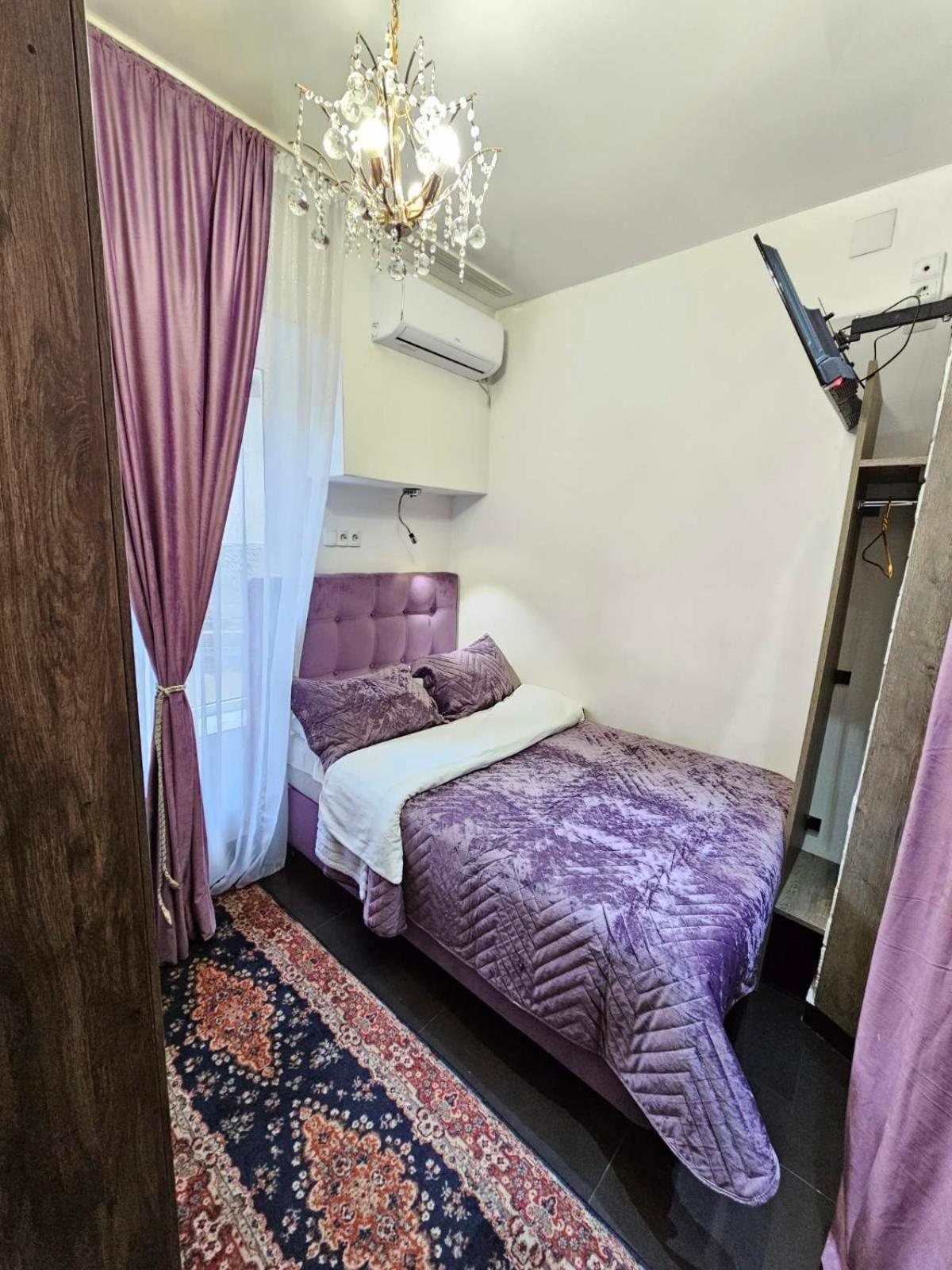 Bella Donna Hotel Chişinǎu Buitenkant foto